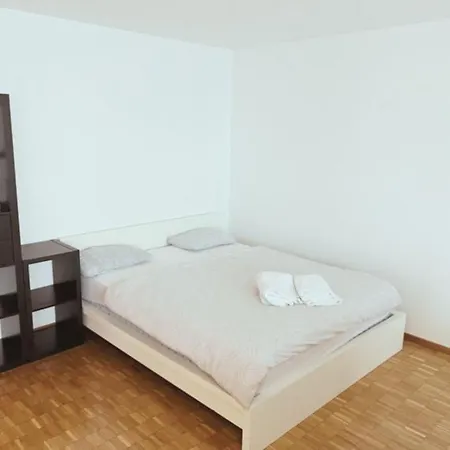Center Flats In Downtown, Jakobade - Self Checkin Апартаменти *